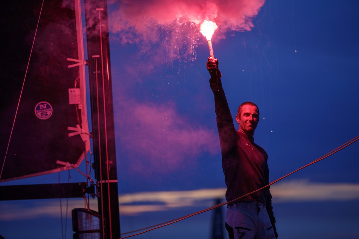 FFVoile's tweet photo. 💙 Découvrez le Film de l'Année 2020, qui revient sur les meilleurs performances sur l'eau de cette saison si particulière.
12 minutes pour revivre les plus belles émotions et les plus beaux exploits ⭐️. #EnviedEmbruns 

📺Le Film à découvrir ici: https://t.co/EZyANvxUv3 https://t.co/vDNyaIqd6P