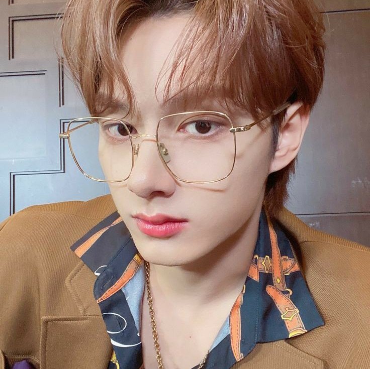 wen junhui & lee minho as each other ; a thread.