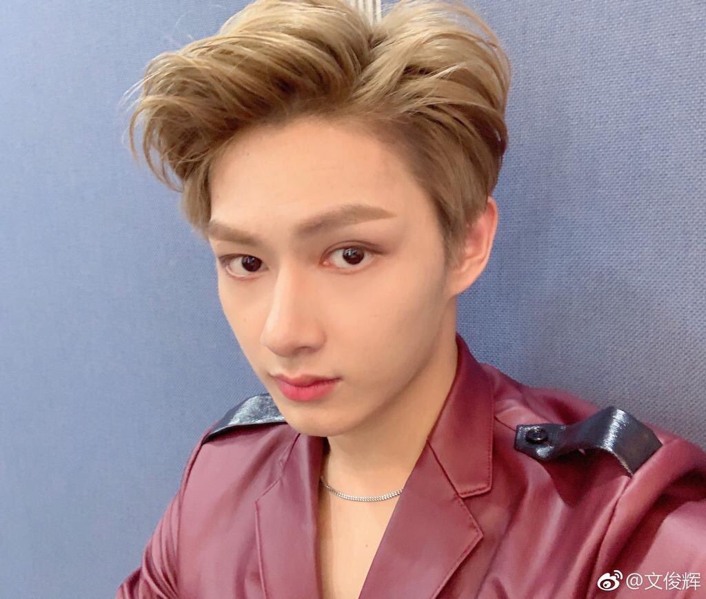 wen junhui & lee minho as each other ; a thread.