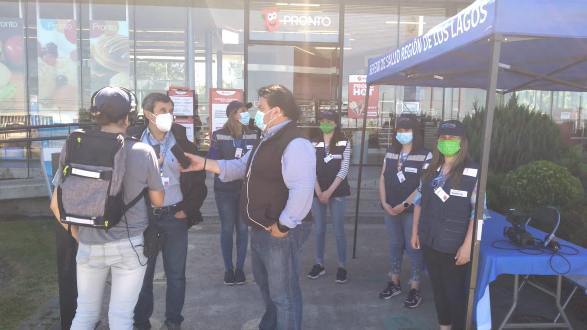 En el Pronto Copec camino a #PuertoVaras estamos dando inicio a la nueva estrategia de #CuadrillasSanitarias #EnTuRuta que busca acercar mensajes de prevención y educación en #covid19 a los viajeros y personas que se encuentran en la región #CuidemonosEntreTodos