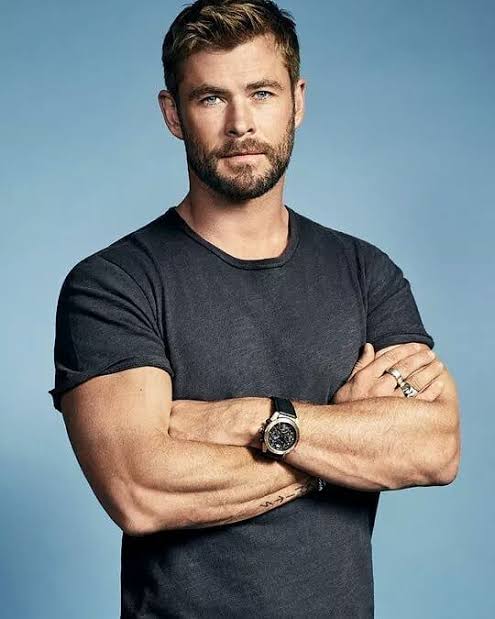 Chris Hemsworth. Vs. Chris Evans