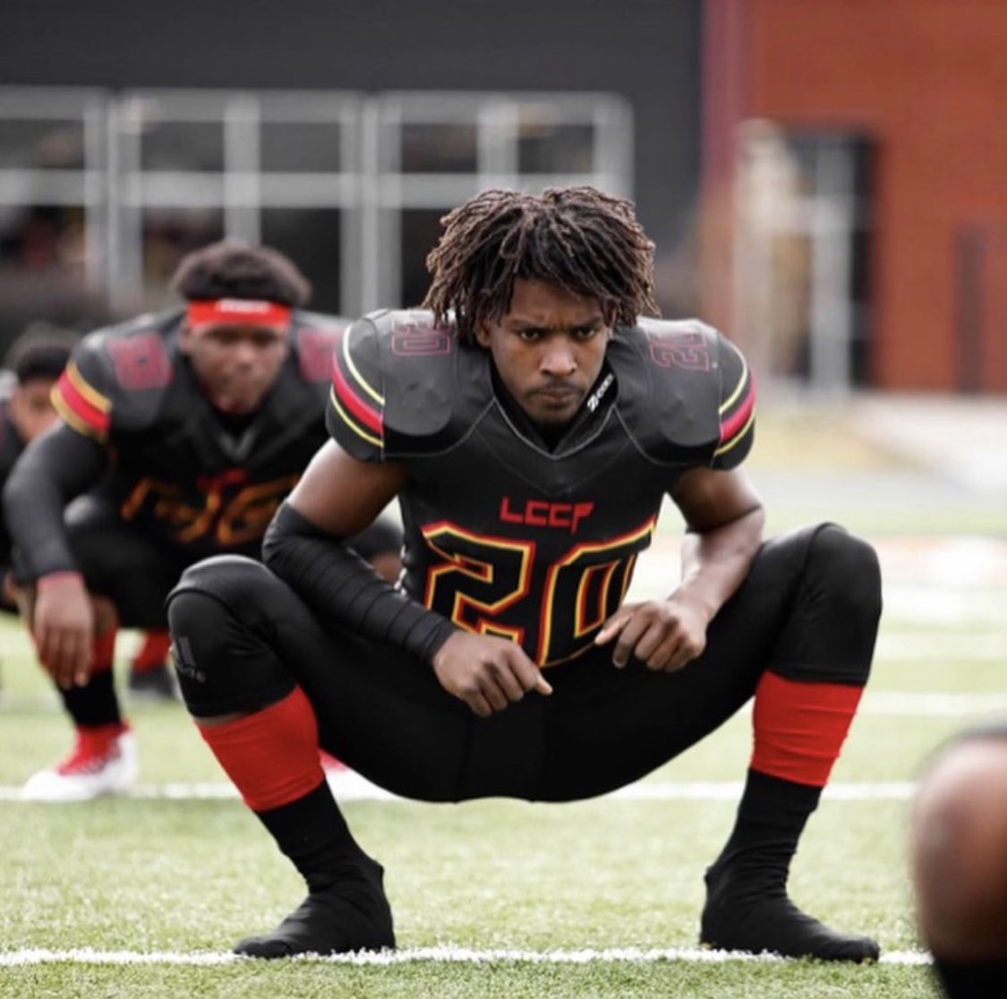 Recruit_LCCP's tweet photo. 2021 Recruits still available ‼️

OL - @75Marcf #75
6’4” , 320 lbs

DL/ OLB - @darealdarius20 #20
6’2” , 200 lbs
https://t.co/T9hKW4hphS

RB - @jathanroyal16 (Qualifier) #6
5’8” , 180 lbs
https://t.co/Fmn7MtAysU

ATH - @Q1fxn #9
6’0” , 190 lbs
https://t.co/j2iDb4VRIC https://t.co/hbvKnbTo7y