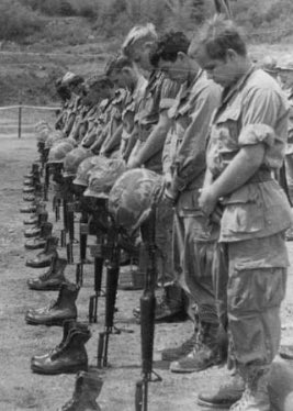 SoldiersWhisper's tweet image. A MOMENT HONORING OUR FALLEN HEROES
- Leonard Flores #Military #HonorThem