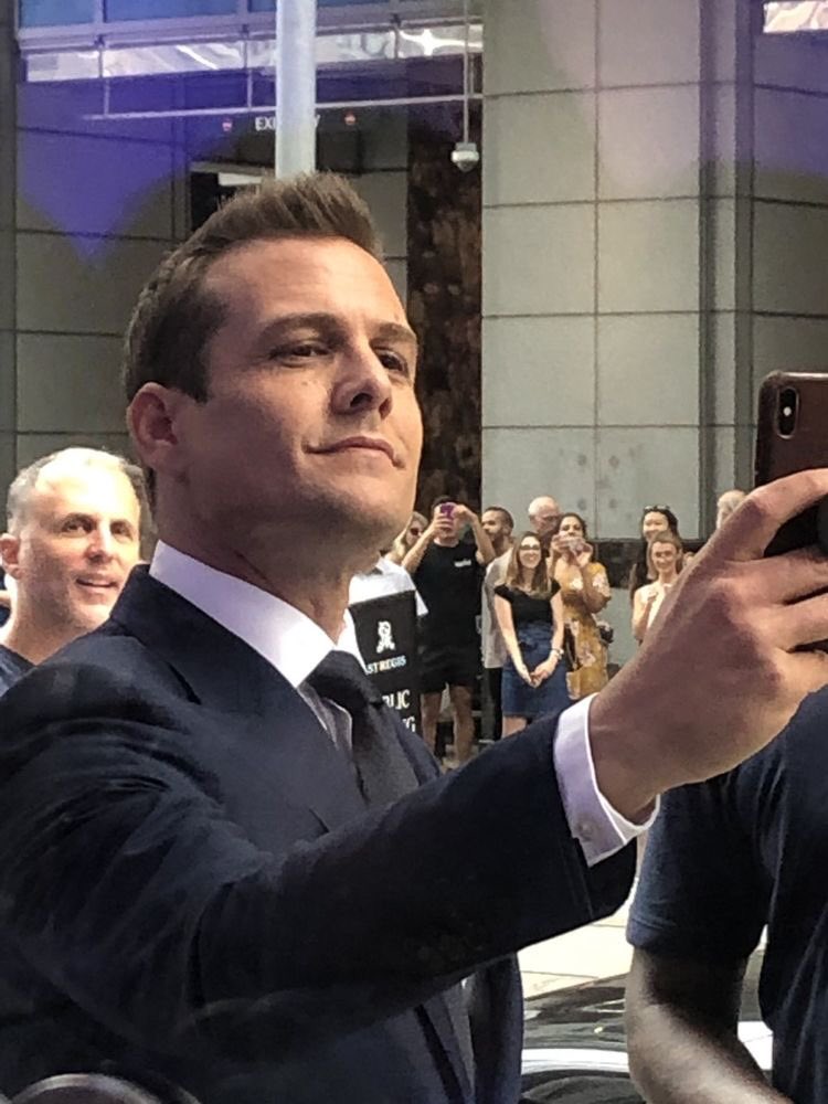 Happy birthday to Gabriel Macht aka the greatest character of all the time, Harvey Specter  