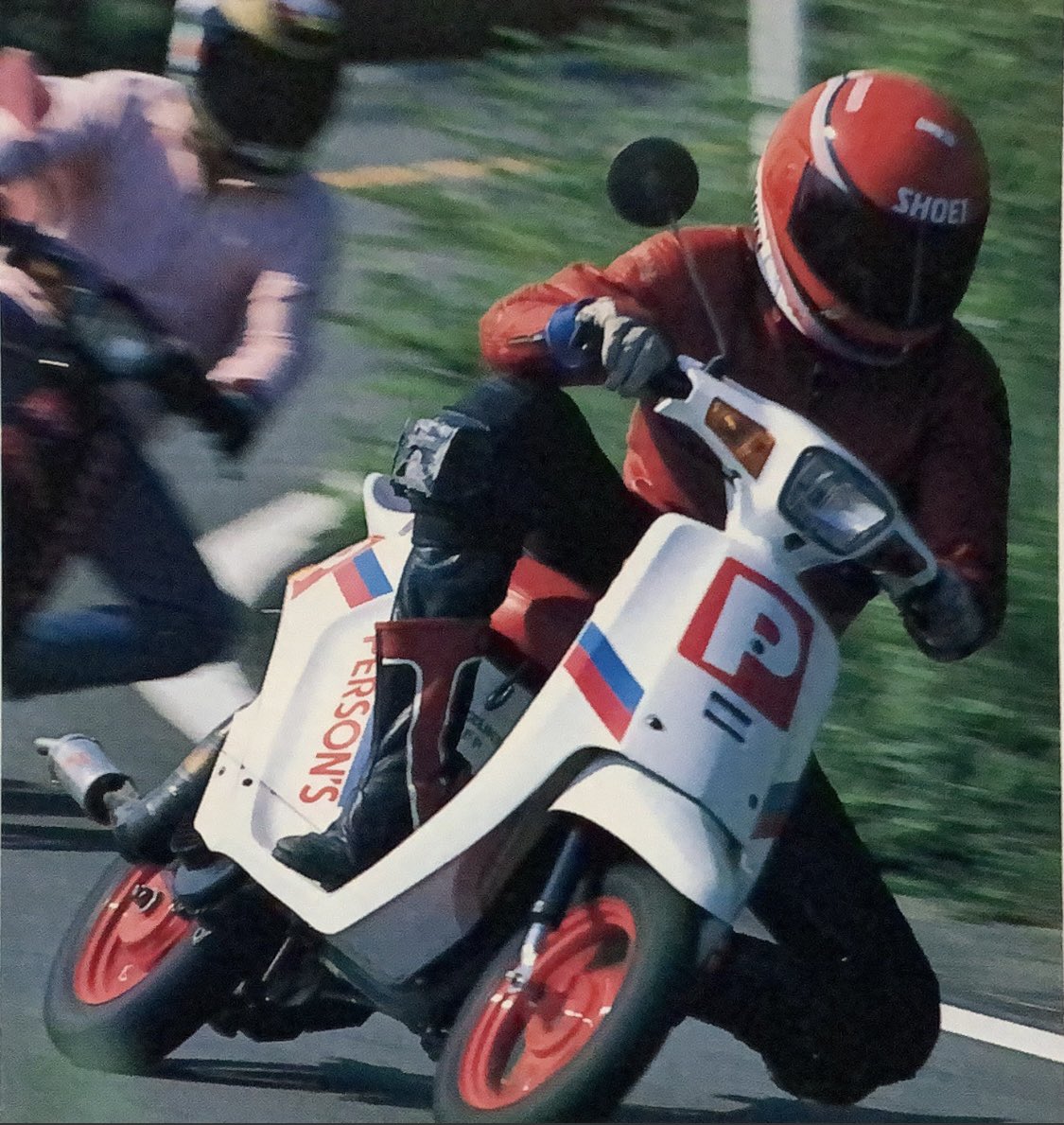 あまなつ Rg50g やっぱ80年代のスクーターの走り屋はかっくいい T Co Cm8nyuhur5 Twitter あまなつ Rg50g やっぱ80年代のスクーターの走り屋はかっくいい T Co Cm8nyuhur5 Twitter