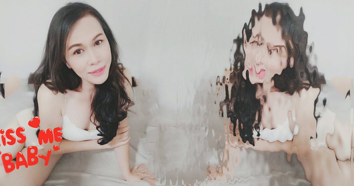 kunpoyly's tweet photo. ถ้าเธอเหงา เราคือเพื่อนกัน ถ้าใจตรงกันขอไลน์ได้ปะ😍😍 #สาวสองกทม #รัชดา #ชายแท้ชอบสาวสอง https://t.co/tQBuMxAubn