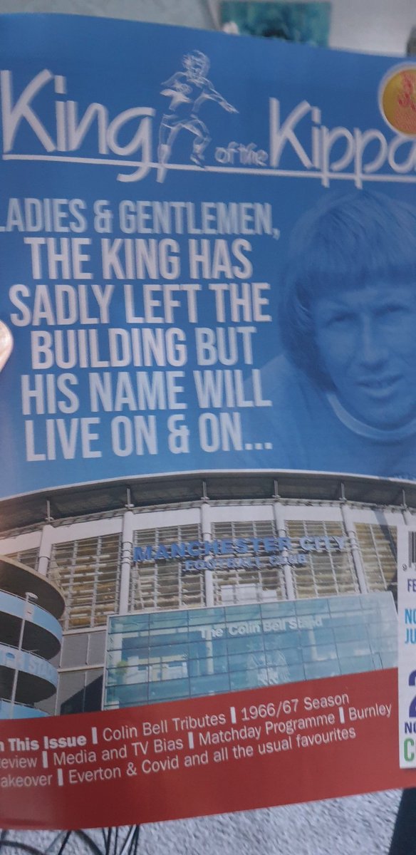 Just received my King of the Kippax special edition Colin Bell. This will be going away safely after being read. https://t.co/02bBSlWVAu