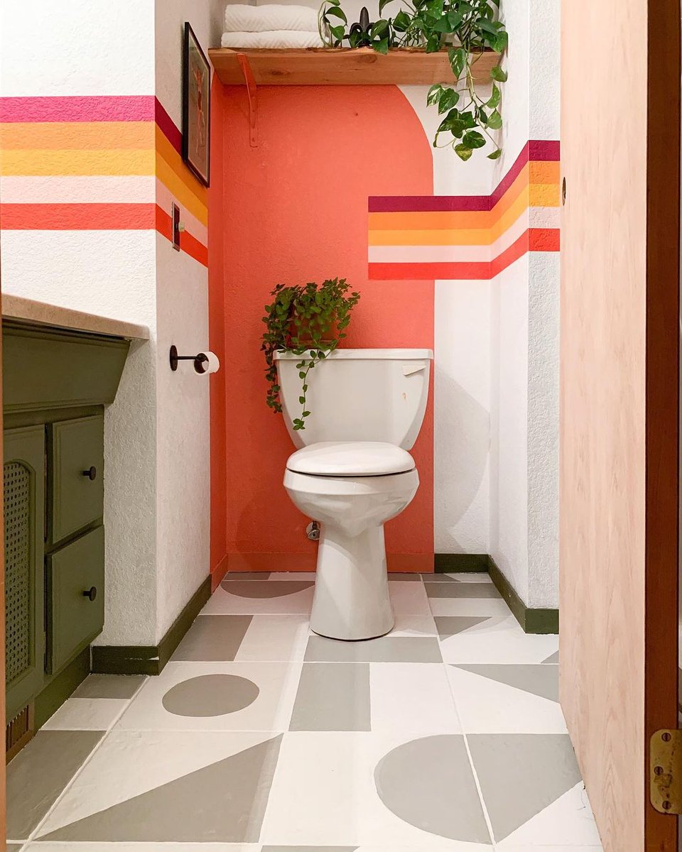 Now that is a before &amp; after shot! 

Racheal completely transformed this bathroom with an amazing combination of creativity &amp; great colour selection 👏 

📸: <a href="/banyanbridges/">Banyanbridges</a> 

Have a project you are proud of? Share it with us below!

#painting #homedecor #homedecorideas