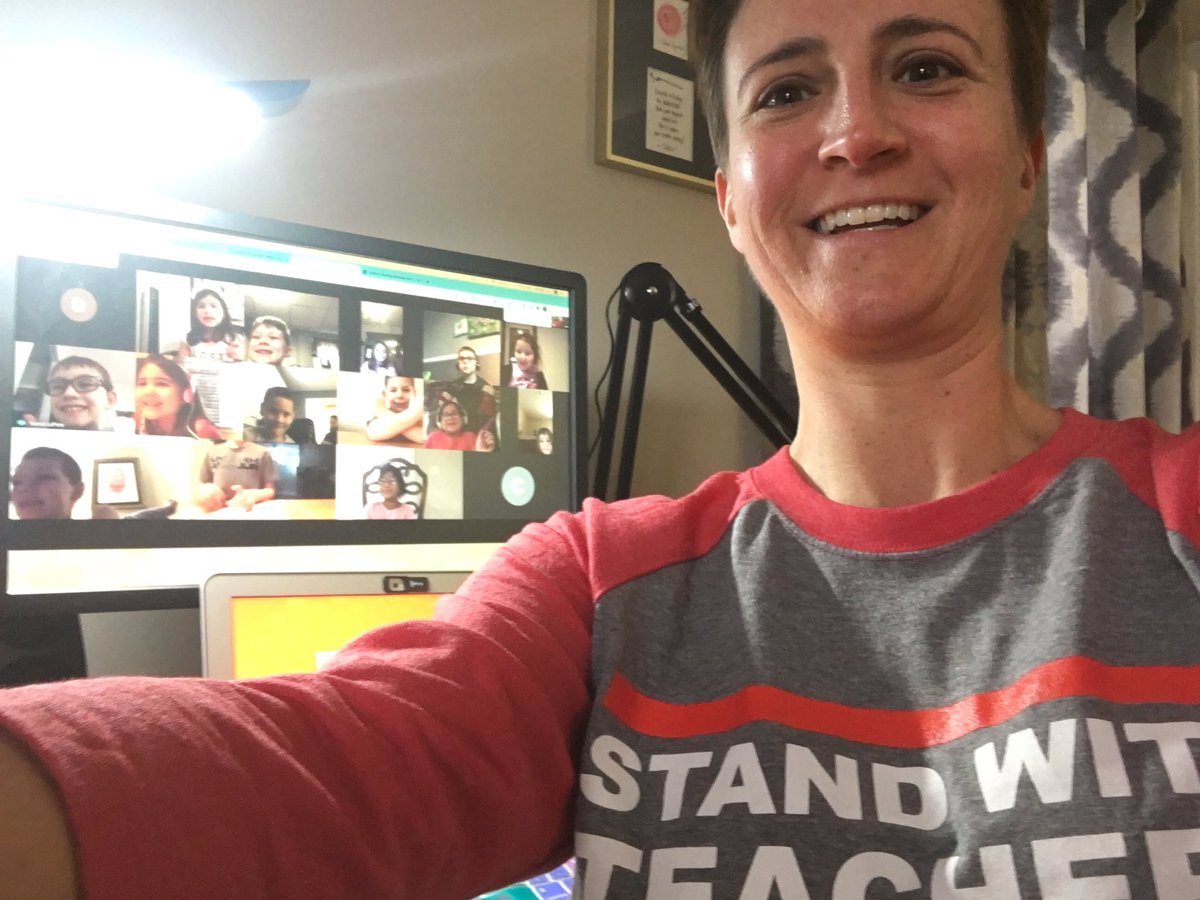 Rockin’ my @TeachRock #StandWithTeachers shirt with my kiddos today!!  ❤️ it!!! #ArtsIntegration #STEAM @HopatcongSchool @HopatAsstSupt