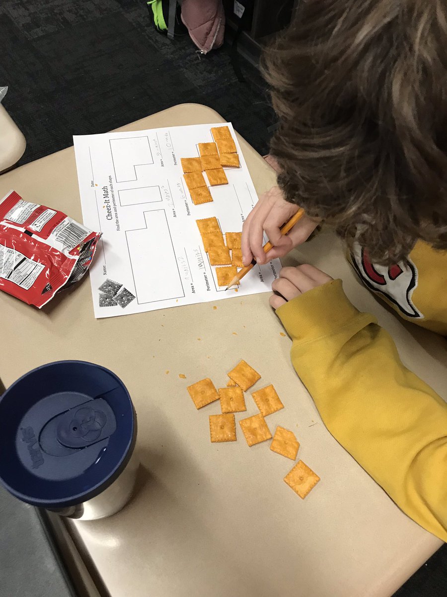 MrsAdams03's tweet photo. Using Cheez-It’s to introduce finding the area and perimeter of irregular shapes. #warriorconnect https://t.co/XgQEqNxjlG
