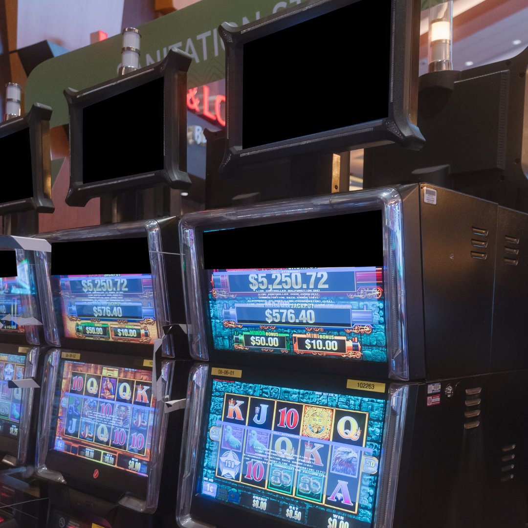 PlayAtGila's tweet photo. If you #PlayAtGila, you probably know the name of this slot machine game. What is it? https://t.co/XJHLhBgRjB