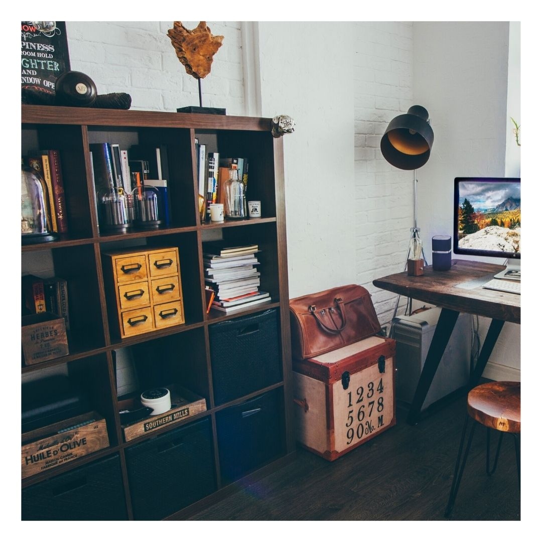 BlueInkPress's tweet image. It's #LibraryShelfieDay! It got us thinking about how creative and organized some of you are with your own shelves. We would love to see your shelfie! Post a pic and tag us!! (After all, if you have books on a shelf that's like your own little library, right?)