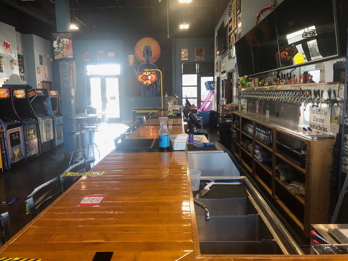 Game On! <a href="/Pints_Pixels/">Pints and Pixels</a> will be open to the public next week! Round up your tokens and stop by Campus for some Pac-Man, skee ball and all your other arcade favorites. For more info click over to their FB page! ow.ly/PskW50DfEm6