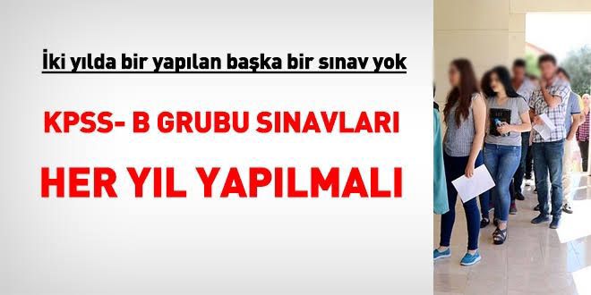 Kpss B Grubu 2 yılda 1 sınava girmektedir
Her yıl yapılması konusunda bu kadar talebe rağmen 
TakvimdeNeden KpssBYok ??? 
<a href="/ZehraZumrutS/">Zehra Zümrüt Selçuk</a> <a href="/halis_aygun/">Prof.Dr.Halis AYGÜN🇹🇷</a> <a href="/RTErdogan/">Recep Tayyip Erdoğan</a> <a href="/msbagli/">Dr.Mehmet Selim Bağlı</a> <a href="/Ahmet_Erdem60/">Ahmet Erdem</a>