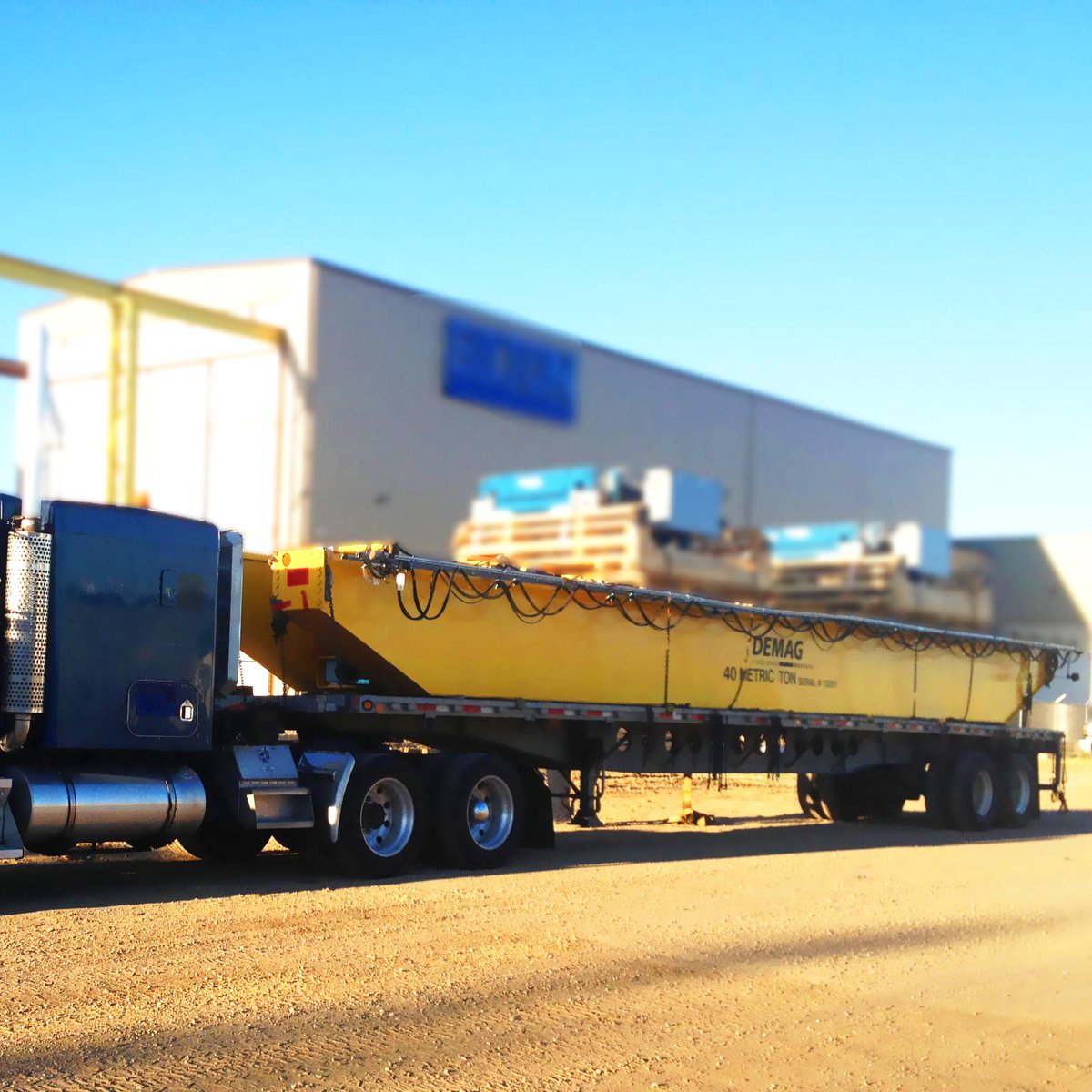 Kristian_Ltd's tweet photo. Delivering a 10 metric tonne, double-girder, top-running bridge crane to a #welding and #manufacturing facility in #Calgary.
#albertamanufacturing #albertaindustry #overheadcranes #cranes #bridgecranes #liftingequipment #materialhandling https://t.co/qzvlBVCL9G