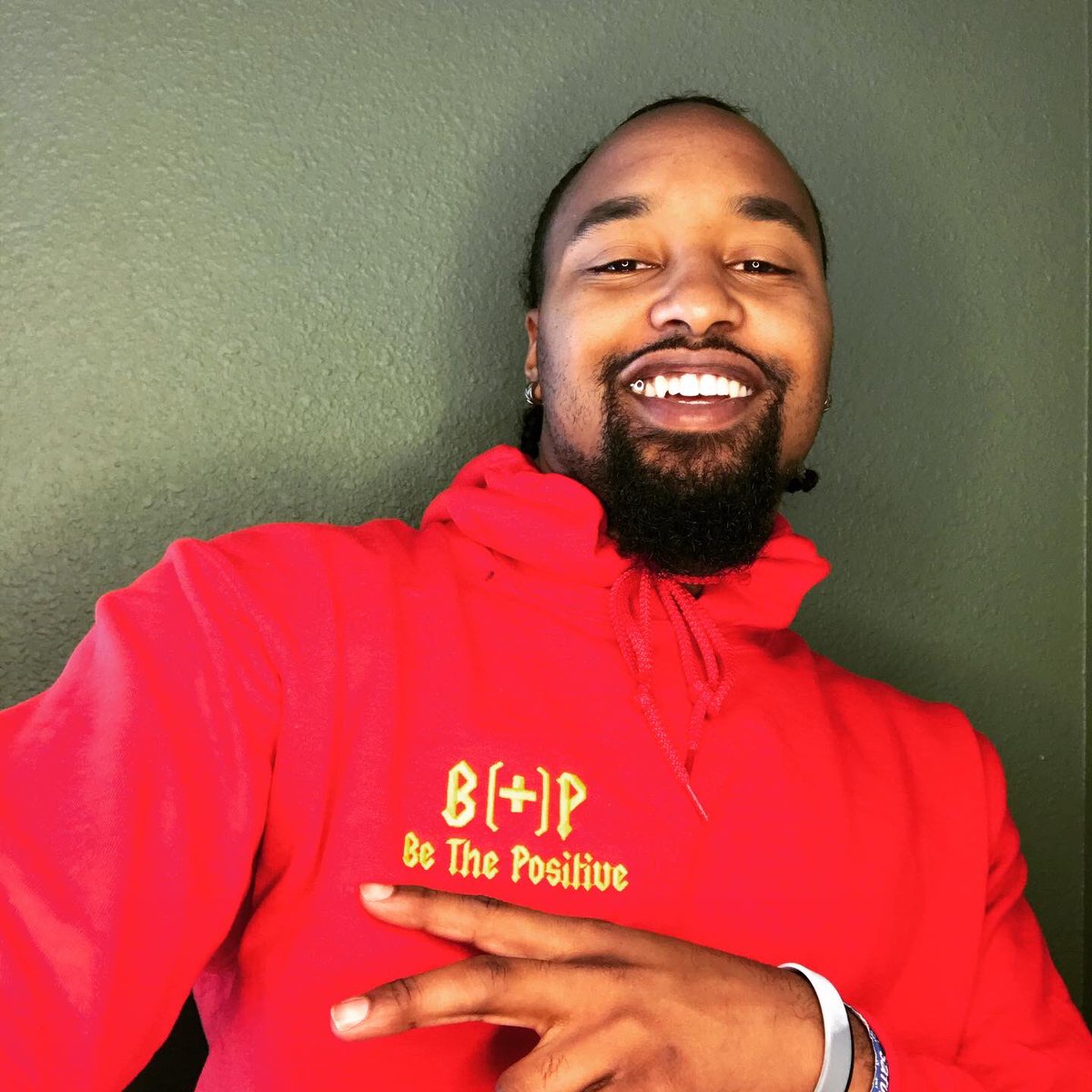 BeThe_Positive's tweet photo. Have you grab yourself a B(+)P Hoodie⁉️
~Link in Bio~
#GodGotcha #BeThePositive #BeThePosi(+)ive #ClutchBandz #SlizzoBandz #SoulBlackTees #CloverTees #StrosGold #9495 #MadHouseOilers #Houston #HBCUGrad #TxSU #AlwaysAlcorn https://t.co/adyGKQKasM