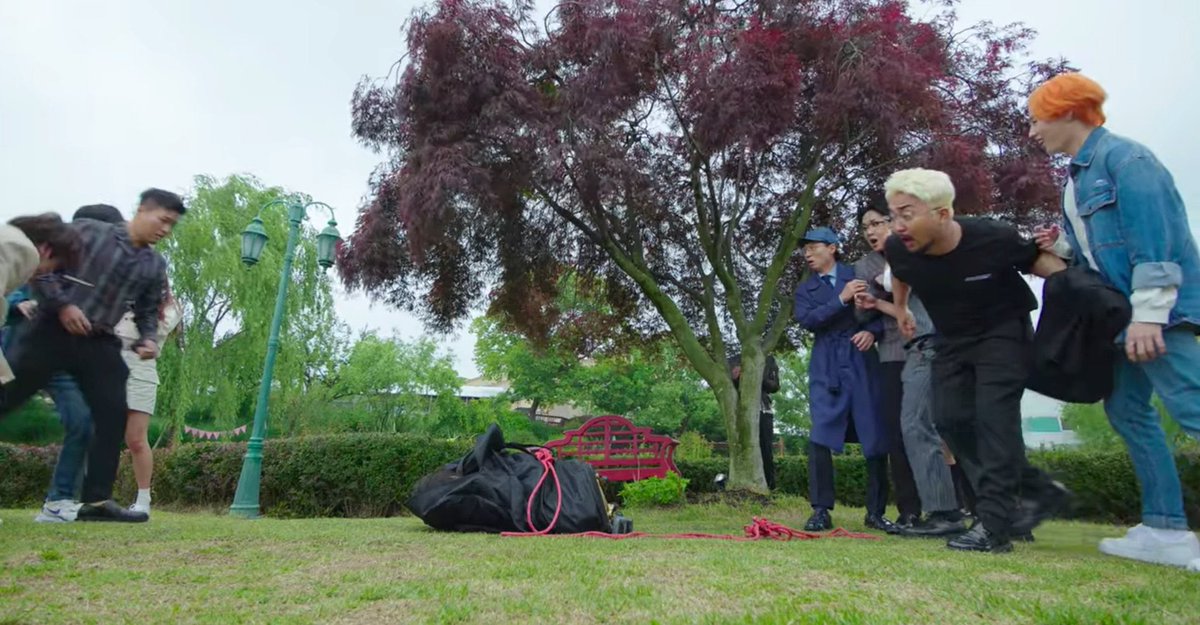 eden_itsss's tweet photo. 야 세훈아 너 어디있는지 한참 찾았다 https://t.co/MRCf4PV1bO