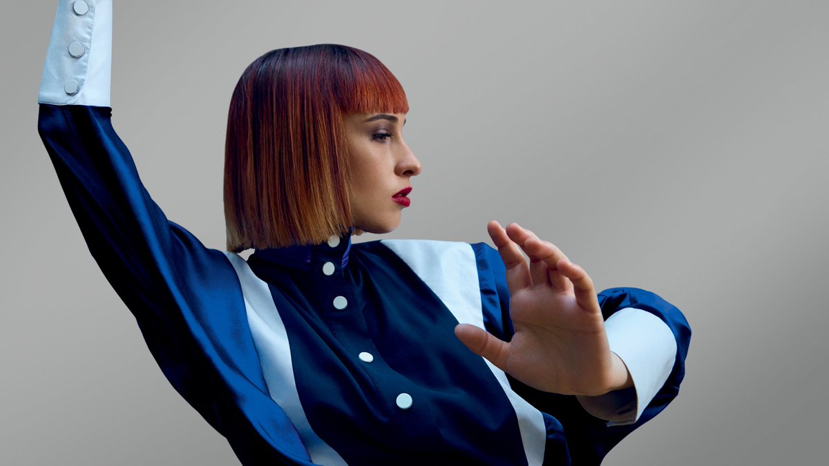 L'album Toï Toï deluxe de @Suzanemusique est enfin disponible ET il est déjà #1 des ventes <a href="/iTunes/">iTunes</a>!! 💥

Faites chauffer le lien 👉 bit.ly/Suzane-ToiToi-…

#quiestsuzane