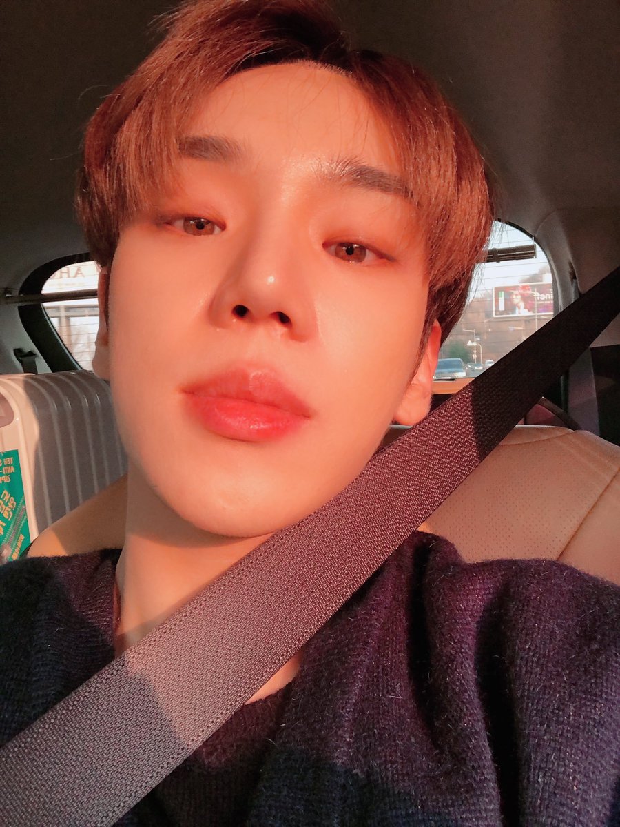 garbage_OwO's tweet image. artist + muse

#ChoiceSelcaDay #CSD #에이스_김병관