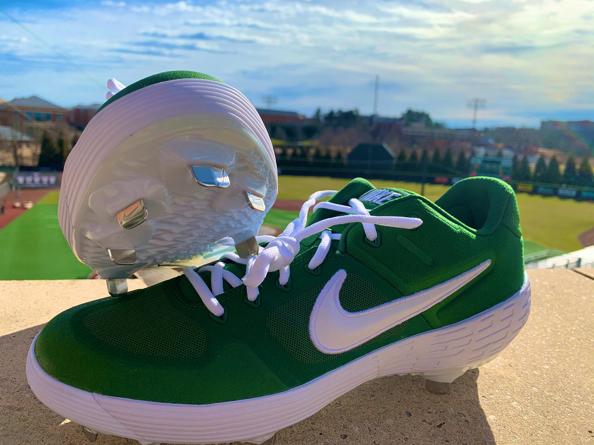 CharlotteBSB's tweet photo. 𝗨𝗡𝗜𝗦 𝗖𝗢𝗠𝗜𝗡𝗚 𝗦𝗢𝗢𝗡 👀

👟🔥
 
#9ATC https://t.co/wzZ5H2CTlc