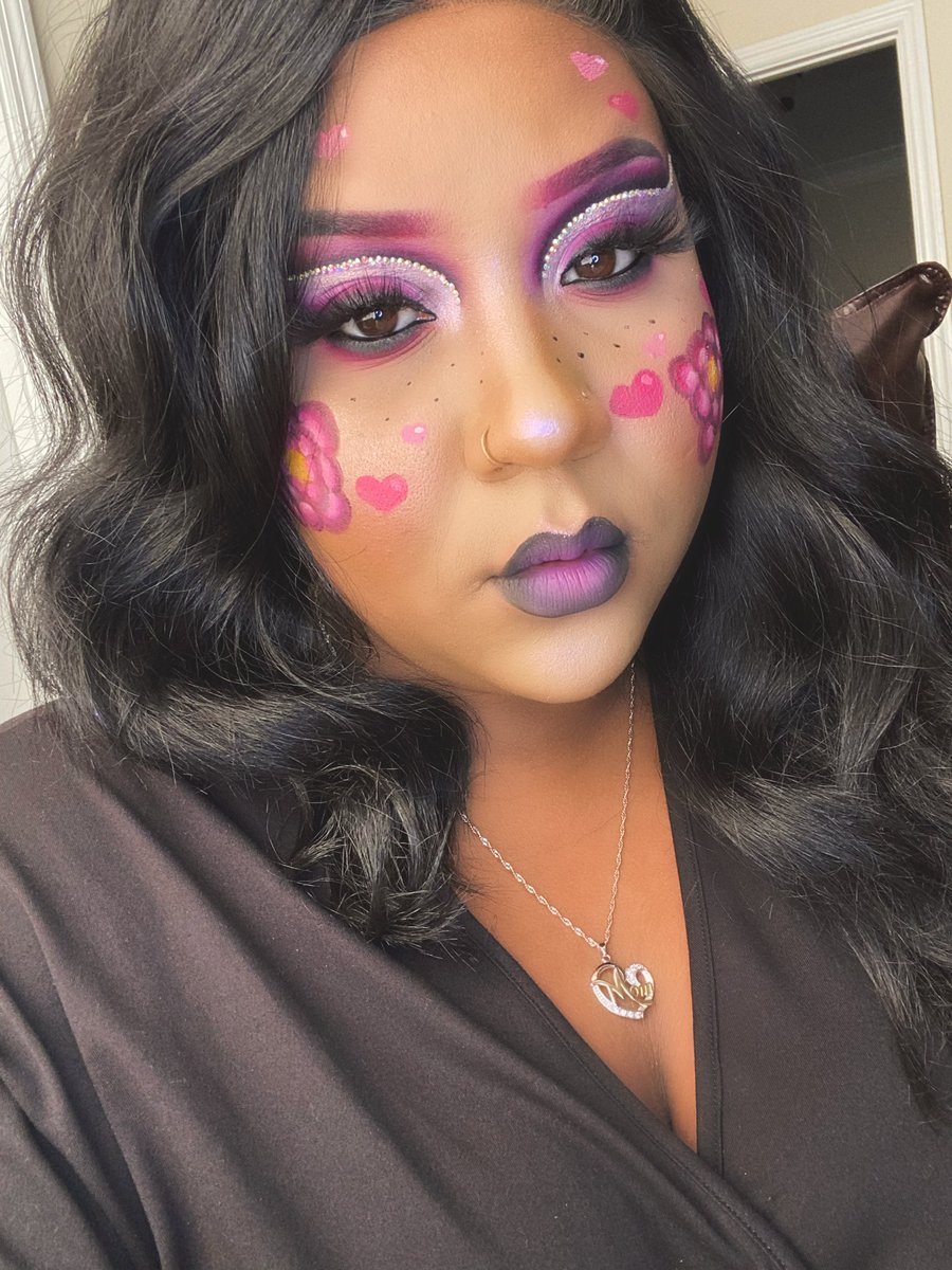 Untouchable but you feel this....💕🌸
Details on Instagram.com/makeup_byliz01
<a href="/NARSCosmetics/">NARSCosmetics</a> 
<a href="/MorpheBrushes/">Morphe</a> 
@kvdveganbeauty 
@kvdveganbeauty 
<a href="/jaclyncosmetics/">Jaclyn Cosmetics</a> <a href="/Jaclynhill/">kyla</a> 
@TooFaced 
<a href="/JeffreeStar/">Jeffree Star</a>