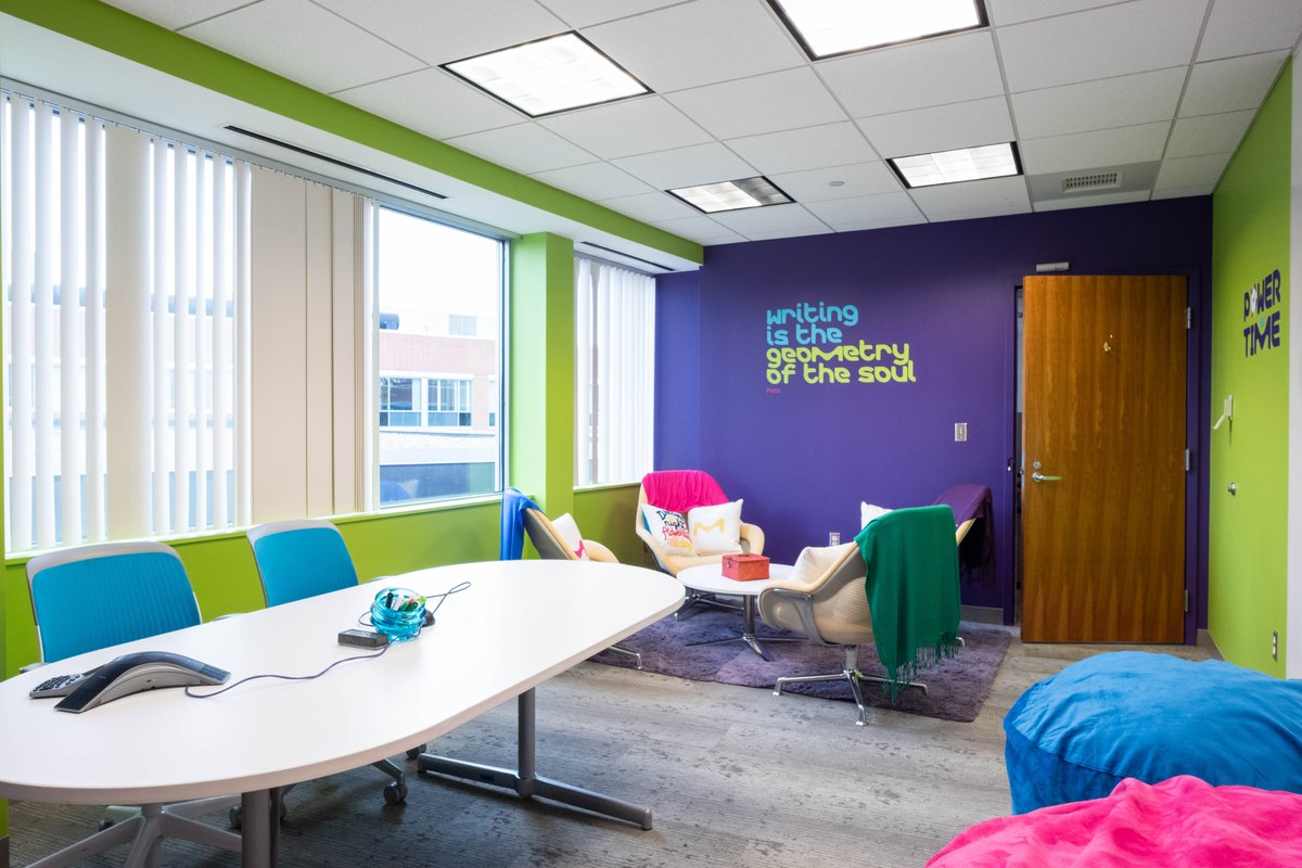 SienaConst's tweet photo. Check out @EMDSerono's vibrant space renovated by @SienaConst! The biotech firm's 73K sf space in Rockland received extensive upgrades with designs by @smma_design, including a new employee lounge, common areas, restrooms, office upgrades. Photo tour here: https://t.co/obofbSJ4II https://t.co/ZIfdqfhIGy