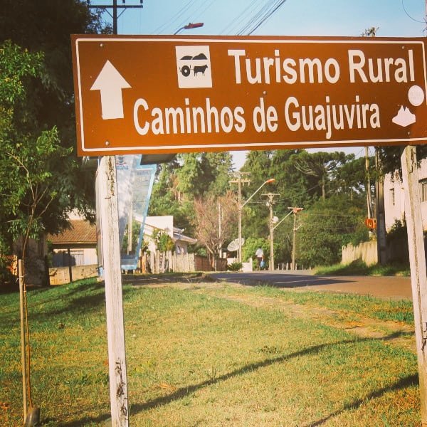 Conheça o roteiro rural caminhos  de Guajuvira, historia, gastronomia, contato com a natureza e arquitetura, na cidade de Araucária.
Saiba mais: curitibacity.com/pontos_turisti…

#guajuvira #araucaria #turismorural #turismo #meupara