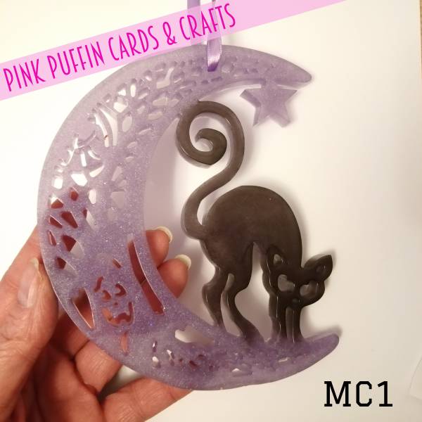 PinkPuffinCards's tweet photo. For Sale! A lovely semi-transparent resin purple/black "Moon Cat" hanging ornament 🌜 #handmade #smallbusiness #supportsmallbusiness #crafts #crafters #resincraft #resin #gifts #giftideas #kilmarnock #ayrshire #cats #blackcats #moon #celestial #Mystical https://t.co/R8YgfcY4Dx
