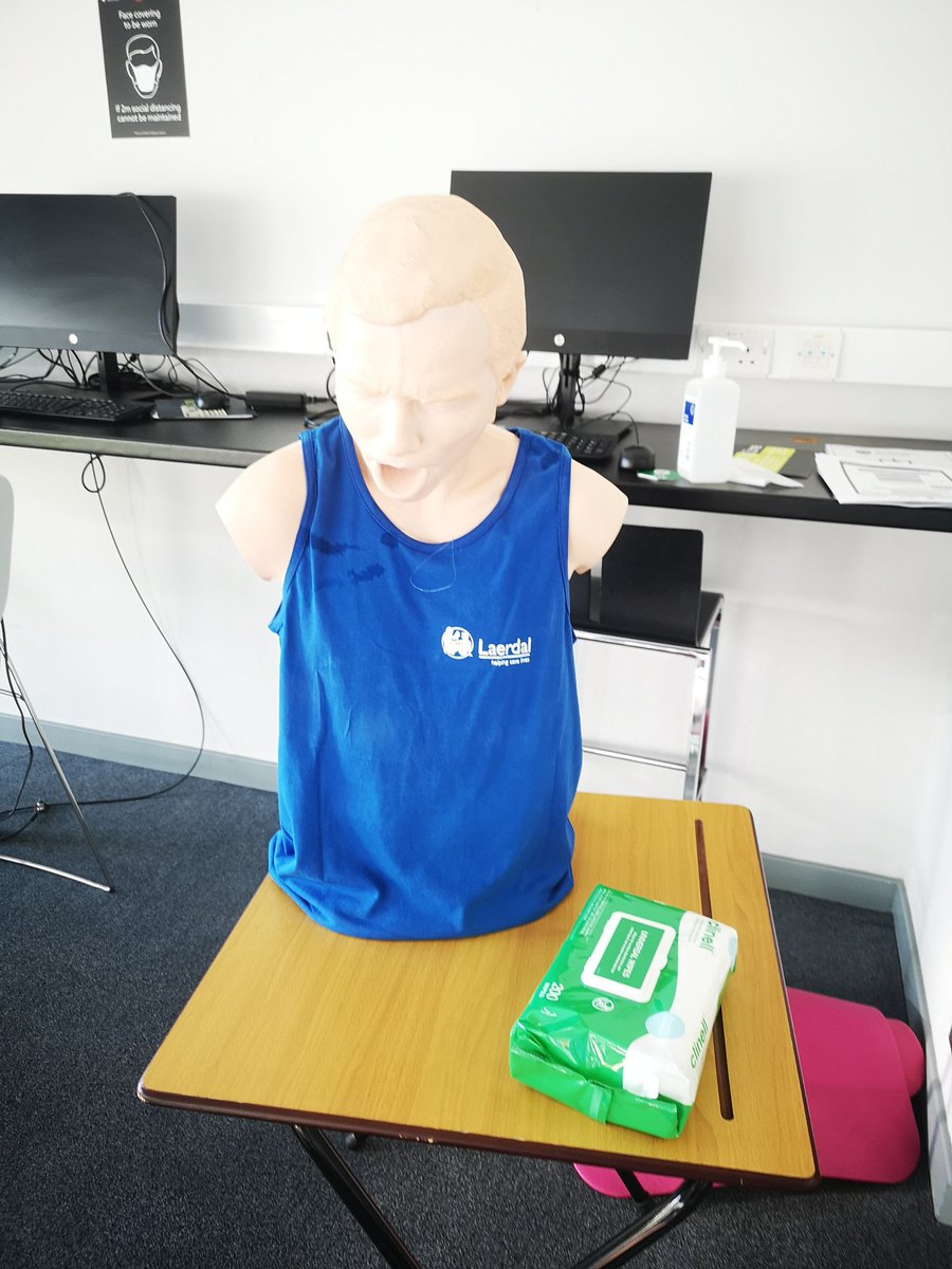 EsDeeEf's tweet photo. Excellent day delivering #simulation teaching as part of @NHSHEE_NEY #COVID19 vaccination training programme. 

Very proud to be part of the team delivering this training @HsNursing !

Special thanks to @Sim2AP @clairefordy @NorthernLottie @C4STL_NU @CS4PWebsite https://t.co/KgqjtsyFFo