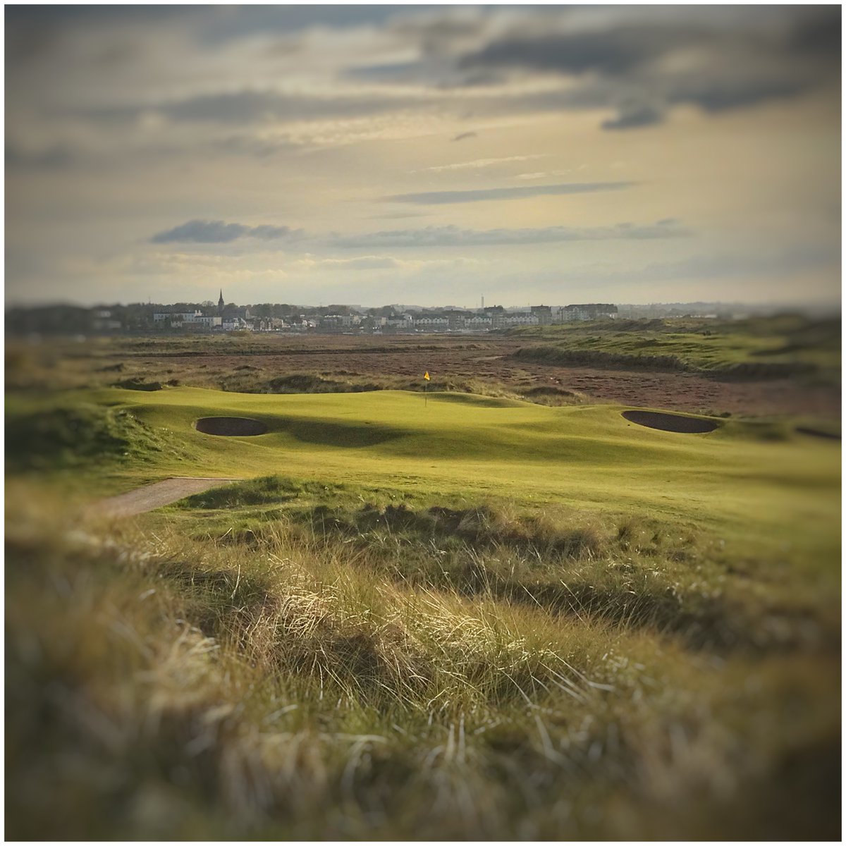 GOLF QUEST: If you had ONLY 10 rounds left in life to play 5 courses you've played (anywhere in the world, public or private) and 5 courses you haven't played, where would you play your 10 rounds?Please mark your "Final Round" with a (*) @GolfTripExperts