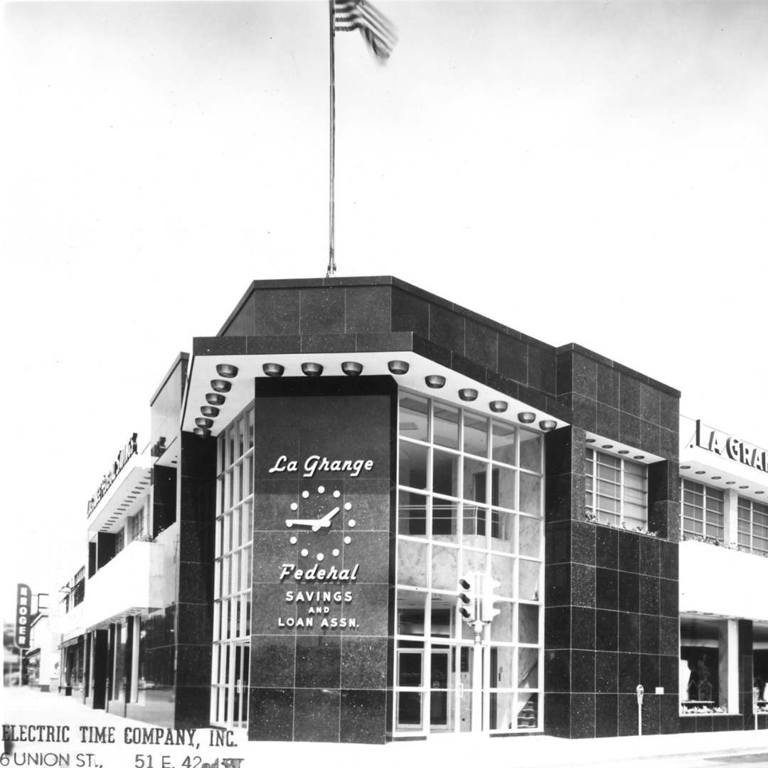 tower_clocks's tweet image. #flashbackfriday  Style 1000 #towerclock La Grange Federal Savings and Loan Building #lagrange Illinois.