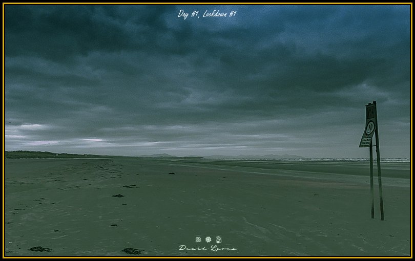 Davey_Lyons's tweet photo. @DailyPicTheme #uncrowded - Just before dawn on day 1 of lockdown 1, last March on the local #beach.

#DailyPictureTheme #seascape https://t.co/QCb21e9eN4