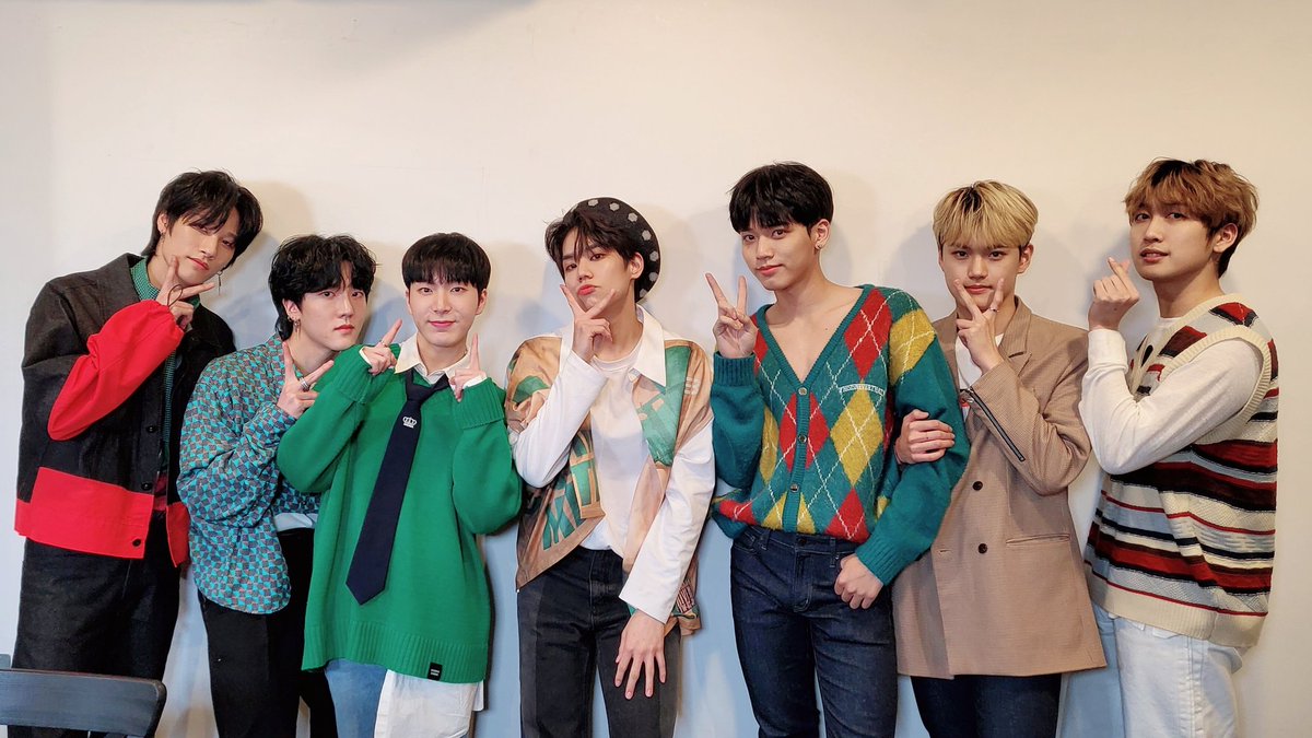 katilynnreads's tweet photo. #ThankYouENOi
I just want to make a general tweet &amp; say im sorry to any Rays and Wish moots I have. Especially if you supported both groups.  I hope you're doing ok, take a break offline if you need to, get some rest, drink some water. Its ok to be upset about these, they were a+ https://t.co/lt13Tt11LY