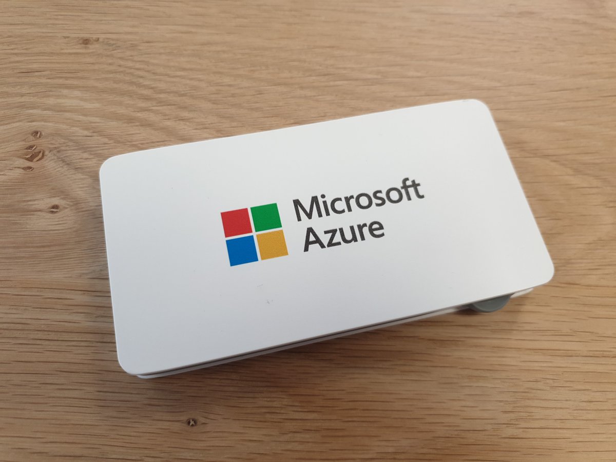4Dotnet's tweet photo. Johan Benschop, @Joh739, your answer on Ankit's question was 👍. You won the Microsoft Azure powerbank! Congratulations. We'll contact you later. #4dotnetconf #Microsoft https://t.co/2S939evy43