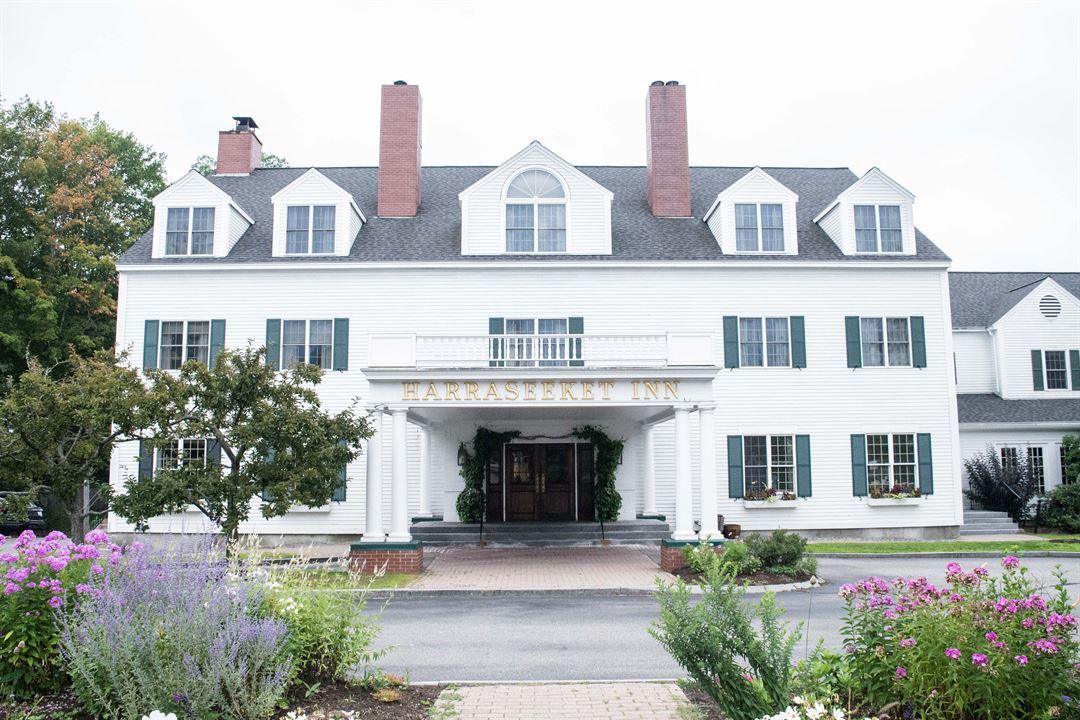 Eventective's tweet photo. Come experience an event to remember at @TheHarraseeket! With the perfect combination of comfort and elegance, the Inn can host everything from large receptions to intimate meetings. From 10 guests to 400, the inn welcomes you!

https://t.co/QlkUz6BTsd
#eventective #eventplanning https://t.co/HzbZZfyOxk