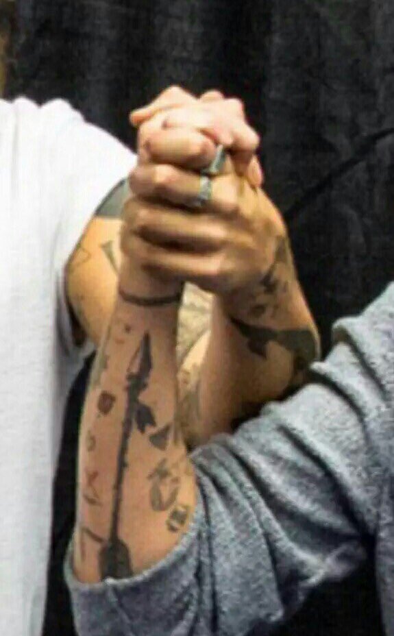 What if you are just gripping the hand, not interlocking it? Like here