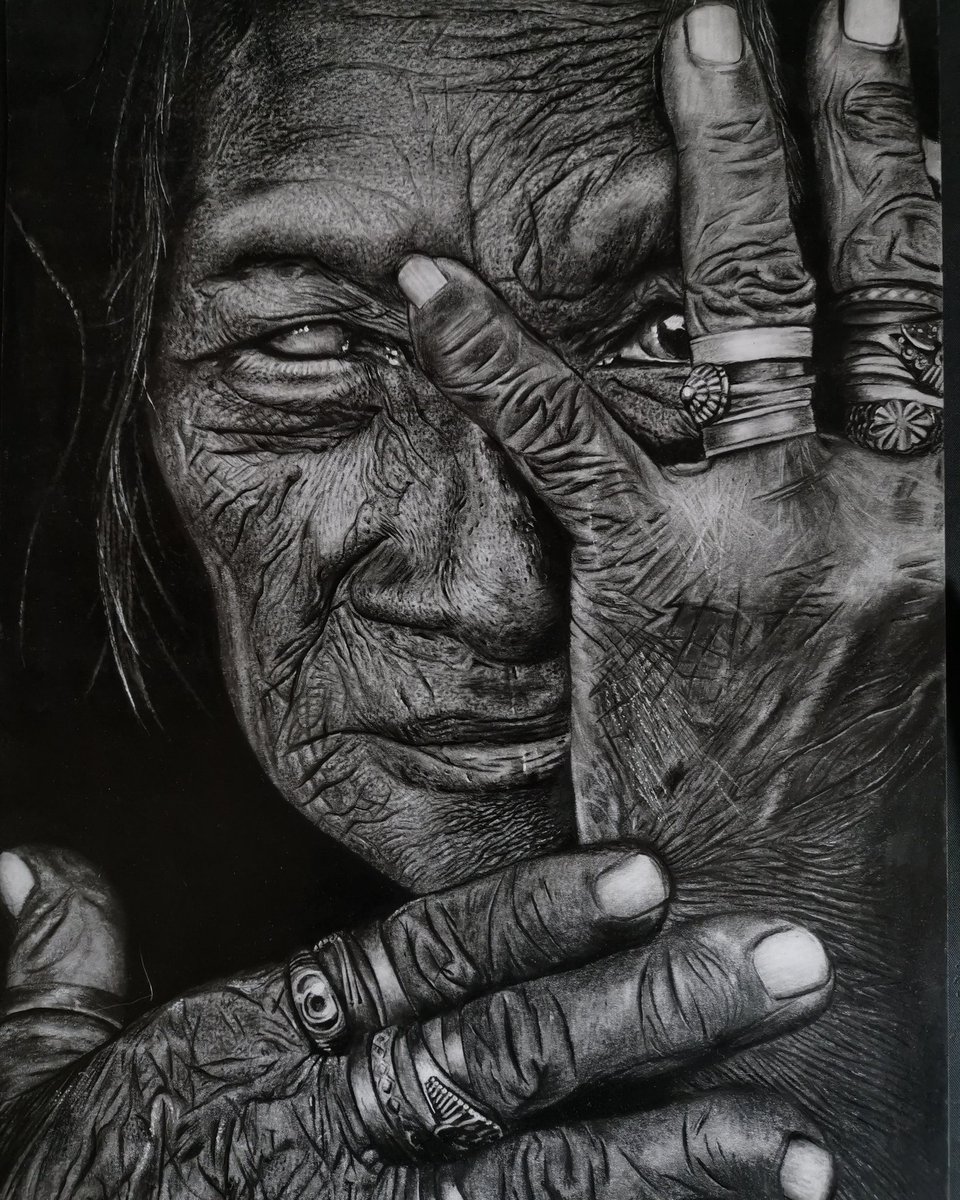 Bonsoir Twitter, voilà mes derniers dessins. Si vous connaissez du monde qui a le pouvoir de me donner un peu plus de visibilité, je vous serais éternellement reconnaissant. 🙏😁