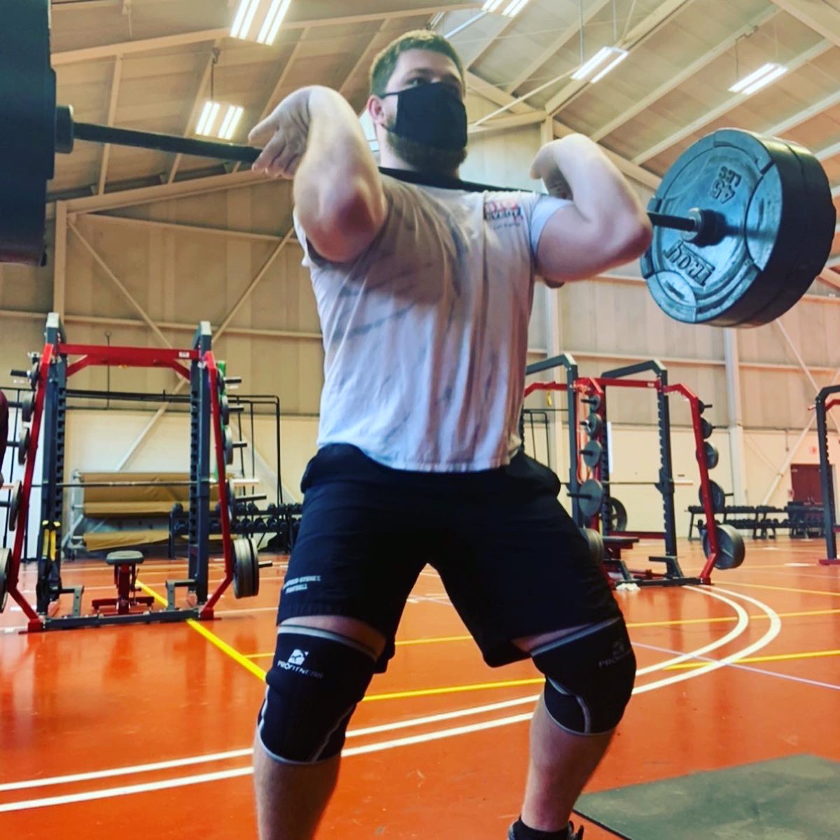 HSC__FOOTBALL's tweet photo. Weekends are earned, not given! https://t.co/1y1kopivUl