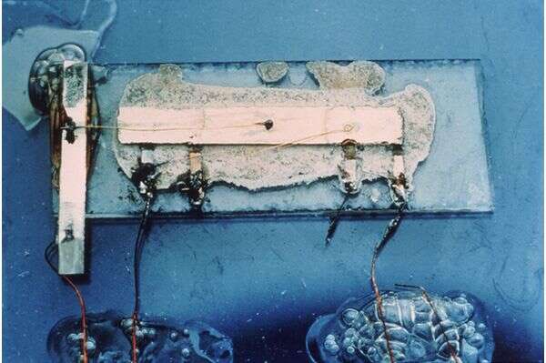 Markfive2four's tweet image. 1958 what a year #60something the first integrated circuit