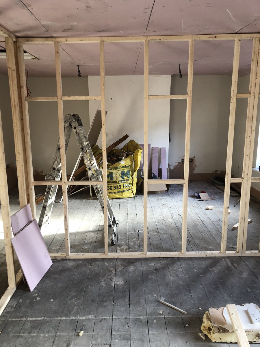 HintonPayneDec's tweet photo. End of week 2 at one of our HMO projects good progress being made.
#wallasey #chester #Nwales #HMO #refurb #buildteam #investors #jobprogress #focus https://t.co/NBGzpnbZ1p