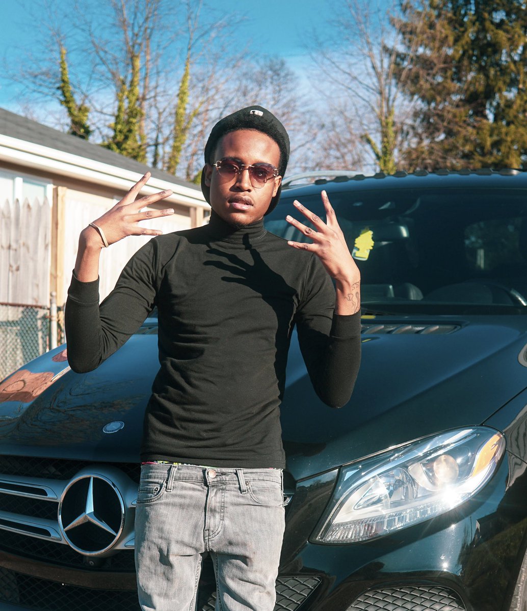 LorMauddd's tweet image. “Where i come from u had to did it before you put it in ya raps🎶, I can’t een put on no fitted🧢 all these niggas they b cap!!!🤷🏽‍♂️..#MoWorld💔