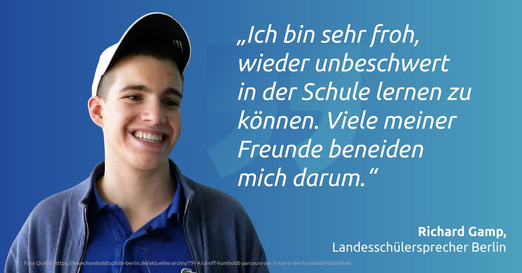 Ein schulisches Hygienekonzept, das auf #Coronatests vertraut, kann Maßnahmen wie #Homeschooling verhindern. Richard Gamp, Landesschülersprecher von Berlin, freut sich, dass Lernen #endlichwieder möglich ist, seitdem in seiner Schule getestet wird. #BildungAberSicher