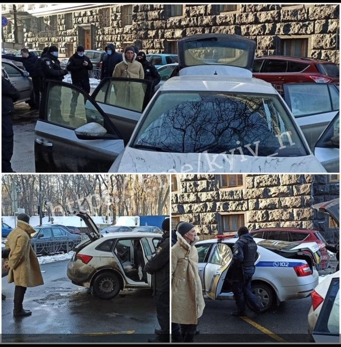 В урядовому кварталі затримали чоловіка з пістолетом і ножем, - поліція - Цензор.НЕТ 4917