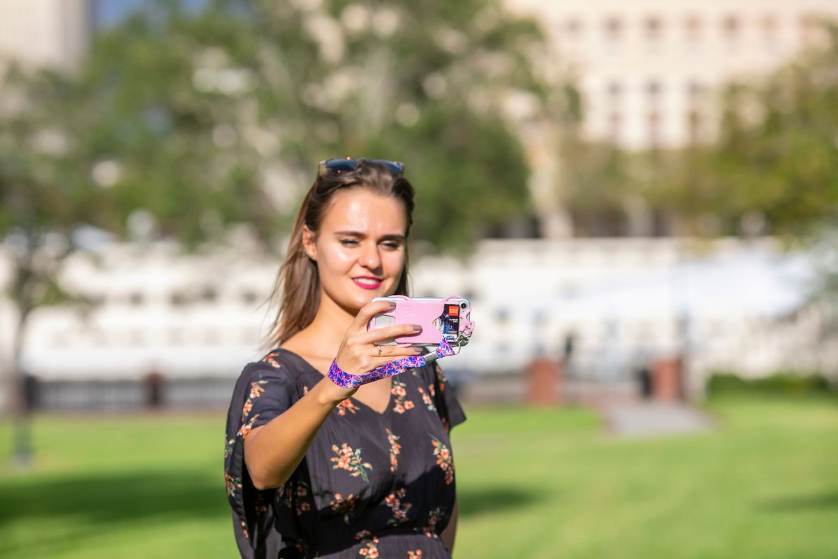 GearBeast's tweet photo. Take all the selfies you want with one of our Phone Wristlets! No risk of dropping your phone with the soft satin wrist strap, and the pocket can hold your ID, cards and cash. What are you waiting for? Start snapping!

Shop now: https://t.co/Kprx1XYTBX https://t.co/hCesUhavF6