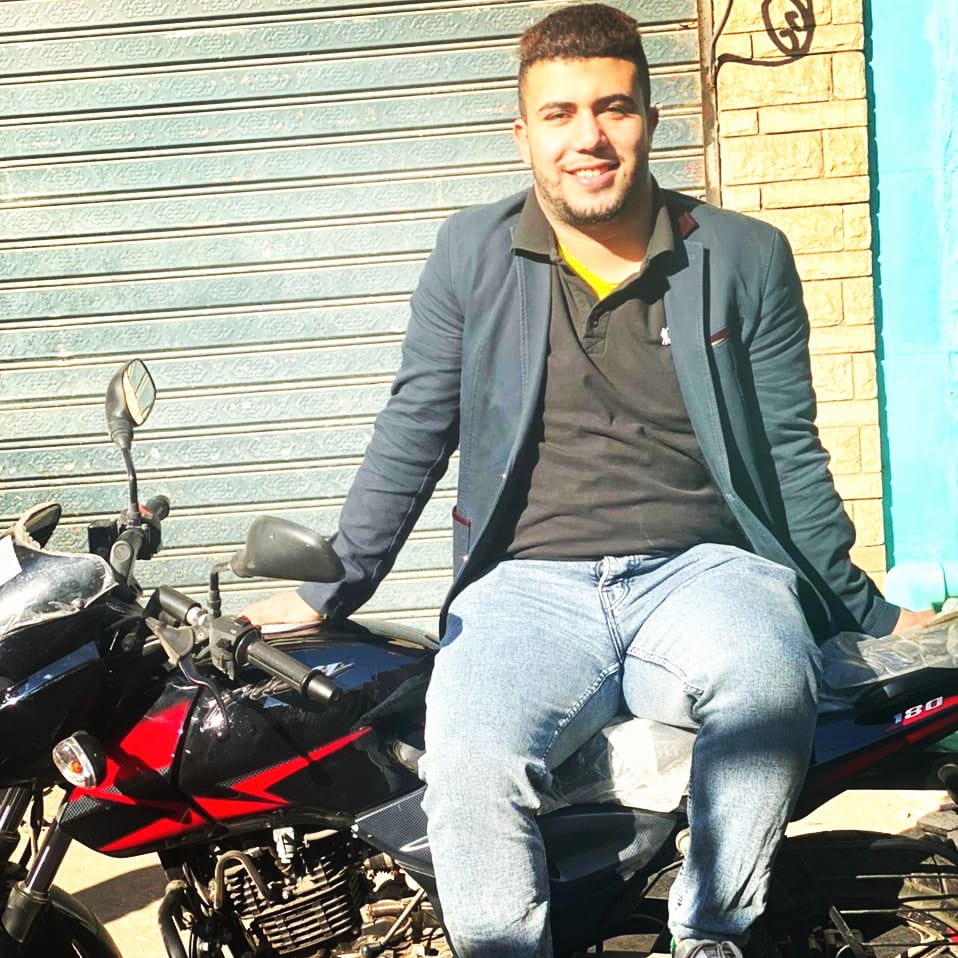 RayekShreef's tweet photo. سنين ومرت زي الثواني في حبك انت ❤❤🔥🔥🔥 https://t.co/zjepjzN48V