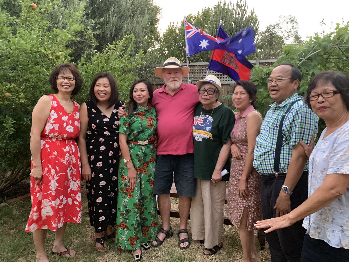 mobilealterati1's tweet photo. It's The Beginning Of A Happy Australia Day Long Weekend , Which Means Wardrobe Clean Outs Are More Popular Than Ever! Instead Of Throwing Out Your Favourite Clothing That Doesn't Fit You Anymore Why Not Pop InTo #MobileAlterationExpress And Let Us Give You The Perfect Fit Again https://t.co/TksTYXp0hj