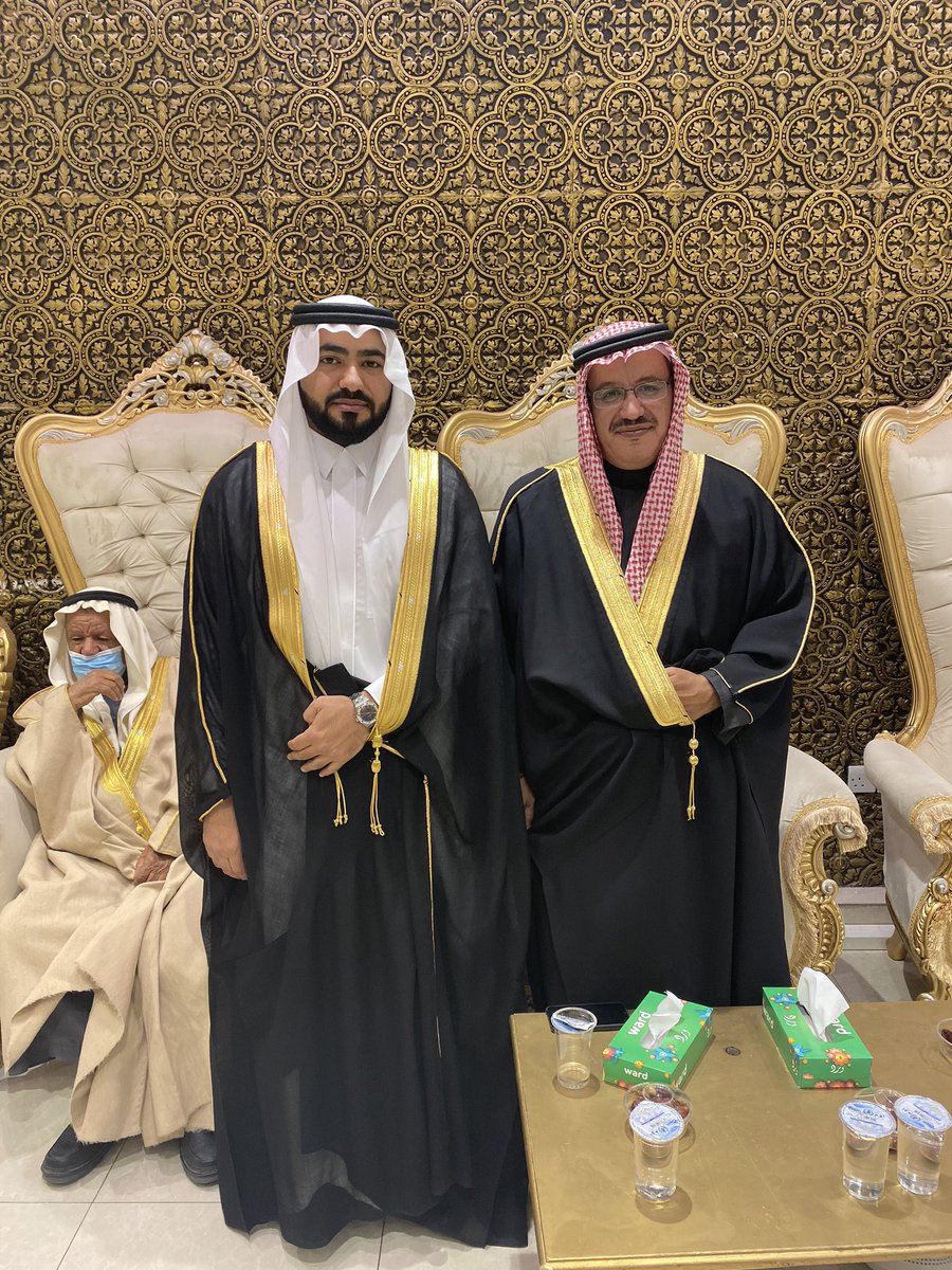 الحمد لله 
 تم في هذه الليلة المباركة زواج أخي عبدالعزيز بارك الله لهما وبارك الله عليهما 
وجمع بينهما بخير