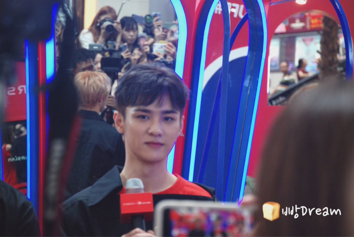 hourly_kun's tweet photo. #KUN #쿤 #钱锟 #WAYV #威神V https://t.co/R80pBkSSps