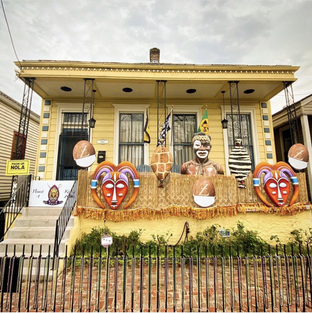 mayorcantrell's tweet photo. #YardiGras 😷🏡 🎭 New Orleanians heeded the call for safe #MardiGras2021 ideas and the creativity exploded!

Check out some #YardiGras #KreweOfHouseFloats in New Orleans! #Tag others we can share in fleet! #CityOfYES 

#NewOrleans #WashYourHands #SocialDistancing #MaskUpNOLA https://t.co/PucvWLdks9