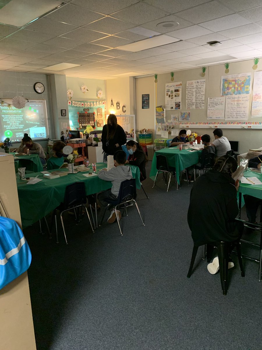 primarybyjess's tweet photo. Fifth grade had a great time celebrating their reading with a book tasting! #Eaglefam #Booktasting https://t.co/Bn43zPmUWP